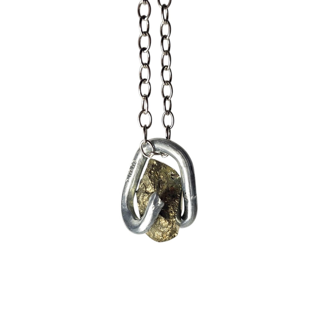 Collar Nivra · Pirita