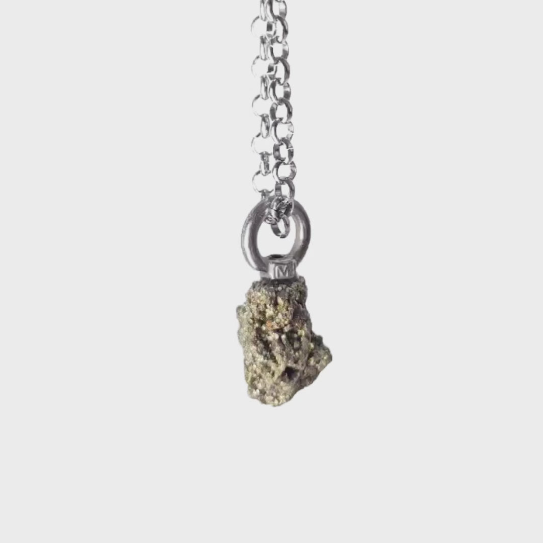 Collar Nivra · Pirita